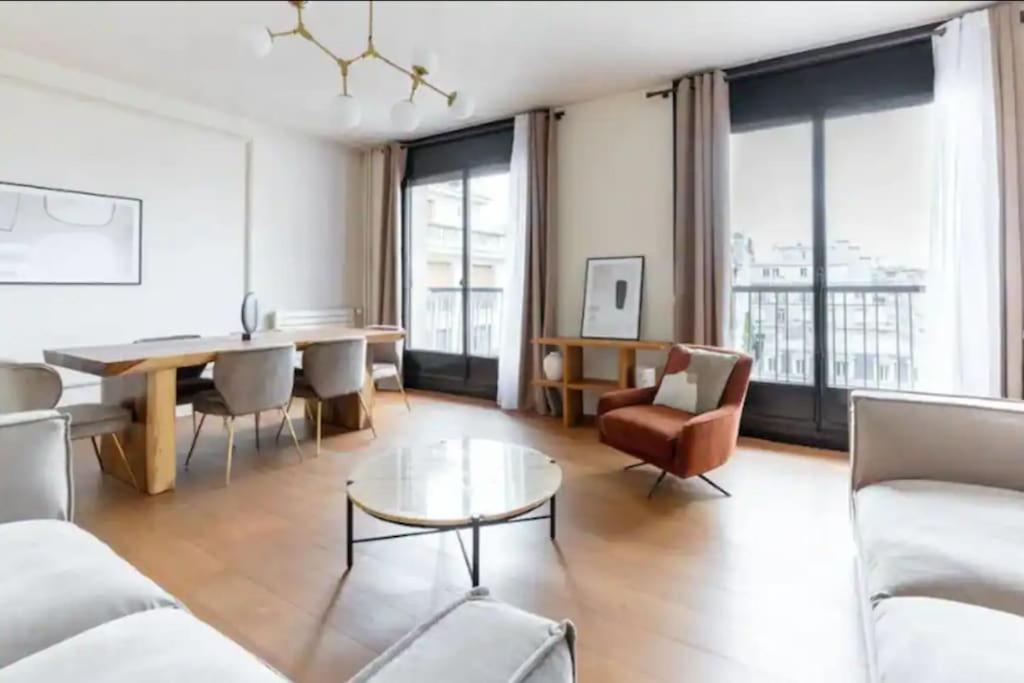 Avenue Montaigne Luxury Apartment 2Br 4P Paris Eksteriør billede