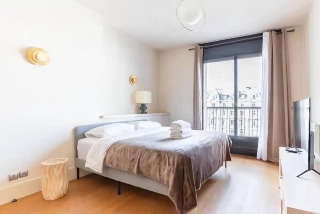 Avenue Montaigne Luxury Apartment 2Br 4P Paris Eksteriør billede
